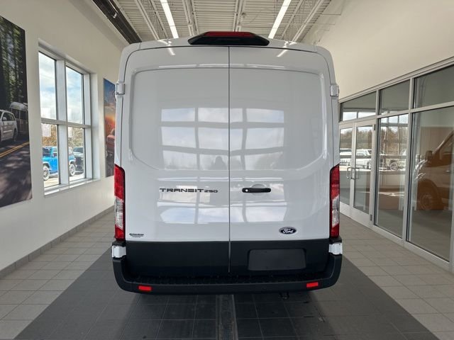 New 2026 Oxford White Ford Cargo Van image 6