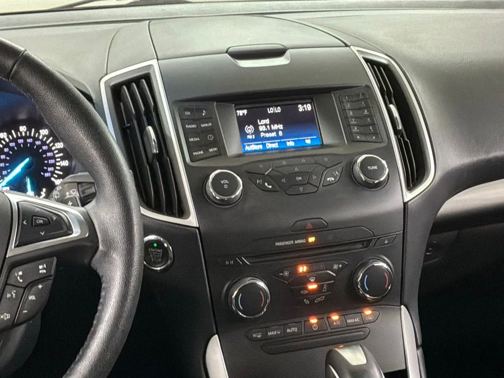 Used 2016 Blue Metallic Ford SEL image 13