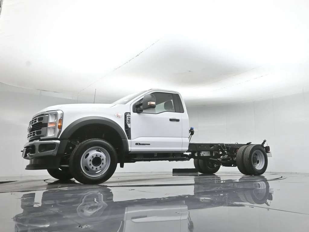 New 2026 Oxford White Ford XL image 46