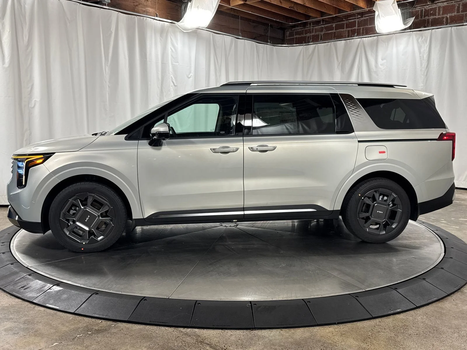 New 2026 Ivory Silver Kia SX image 6