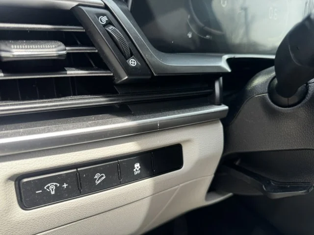2023 Kia Telluride S - Photo 28
