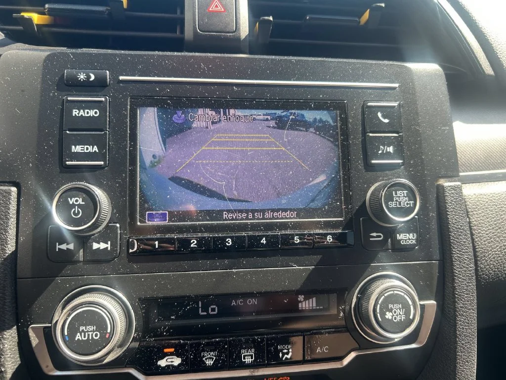 Used 2017 White Honda LX image 22