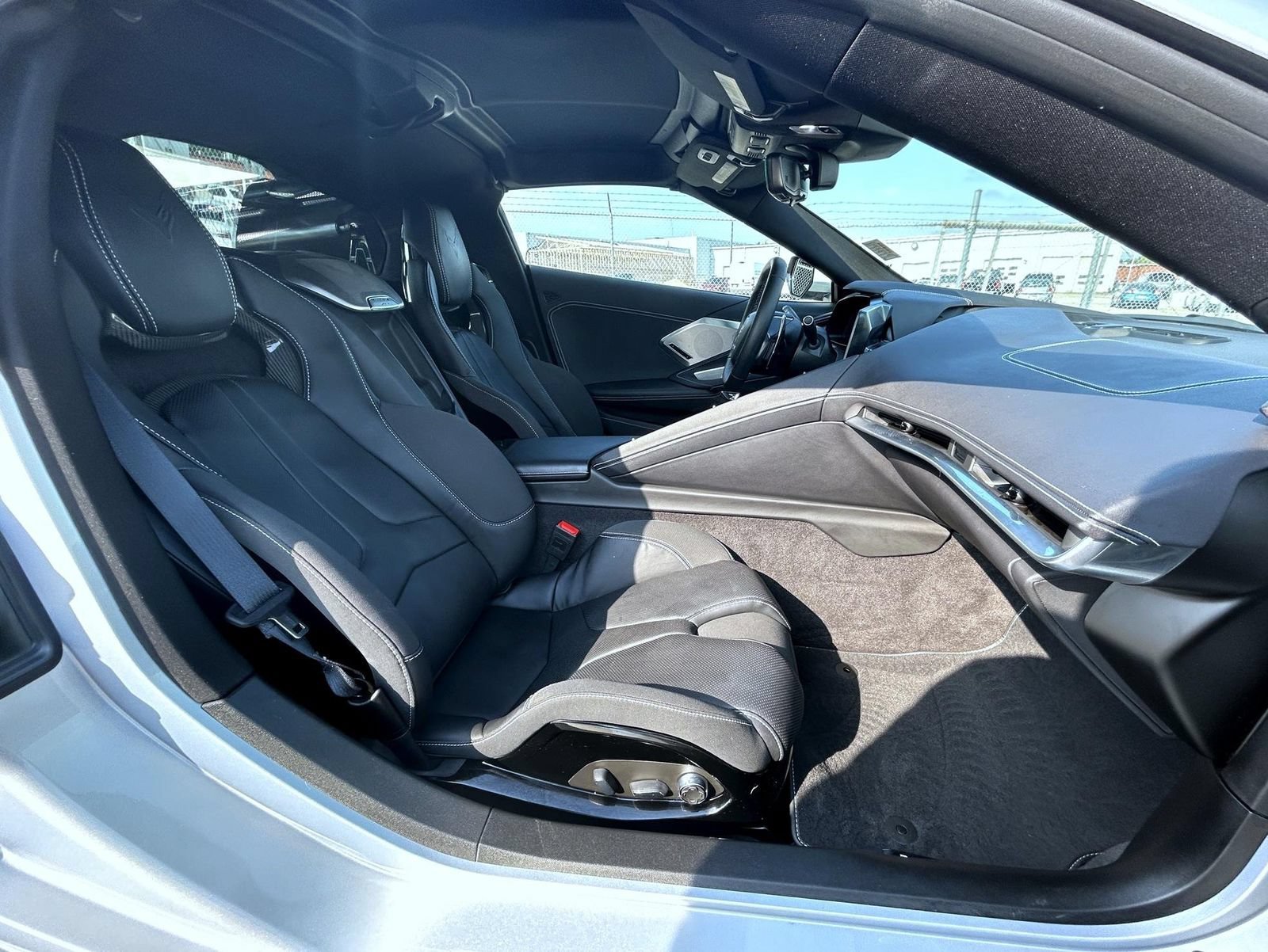 2023 Chevrolet Corvette 2LT - Photo 17