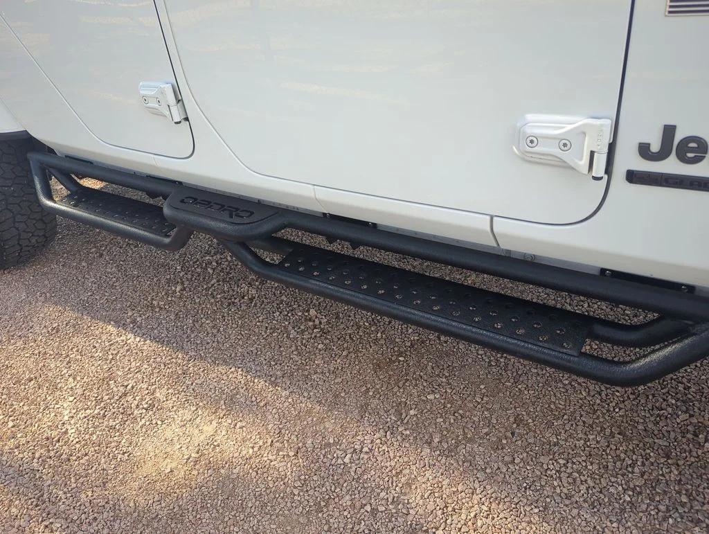 Used 2021 White Jeep Sport image 37