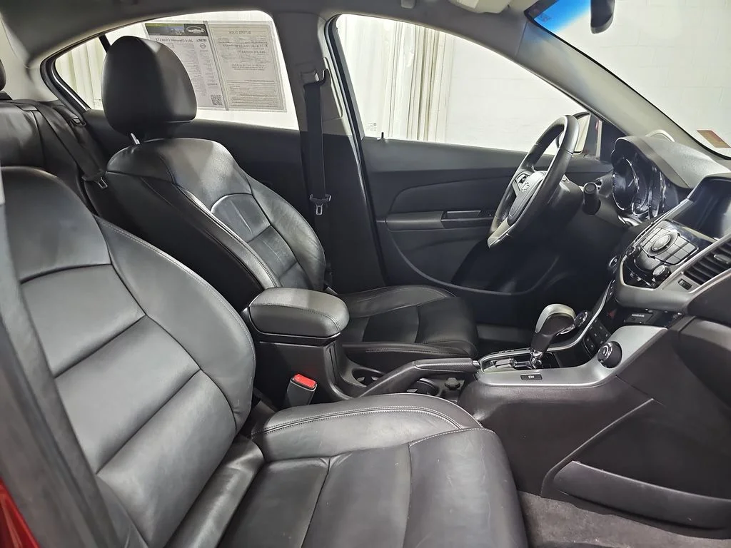 Used 2014 Red Chevrolet LTZ image 13