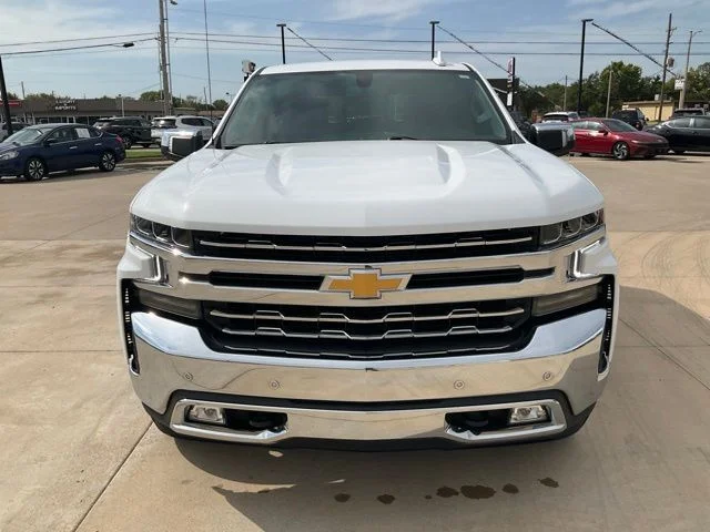 Used 2021 White Chevrolet LTZ image 38
