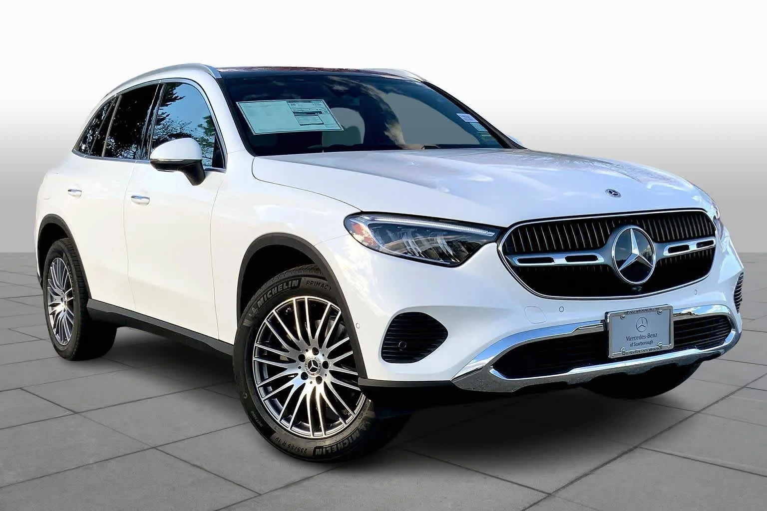 Certified Used 2026 Polar White Mercedes-Benz GLC 300 image 2