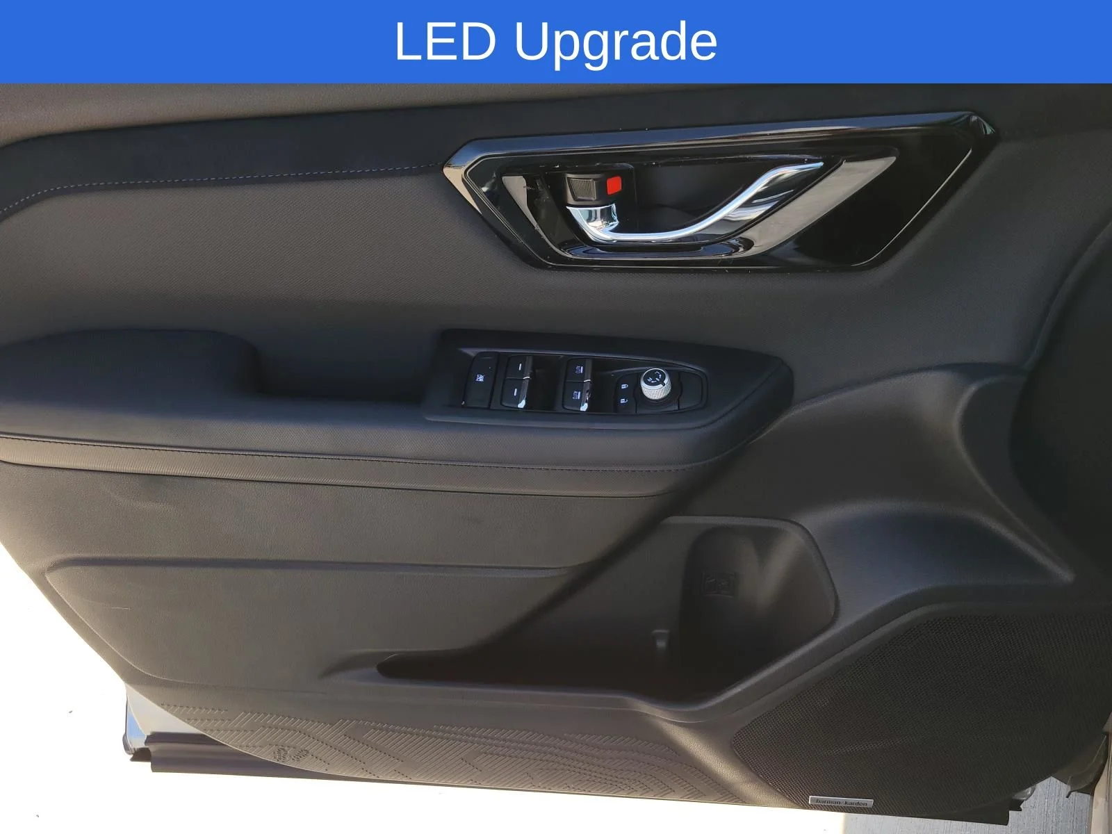 New 2026 ICE SILVER METALLIC Subaru Limited Hybrid image 7