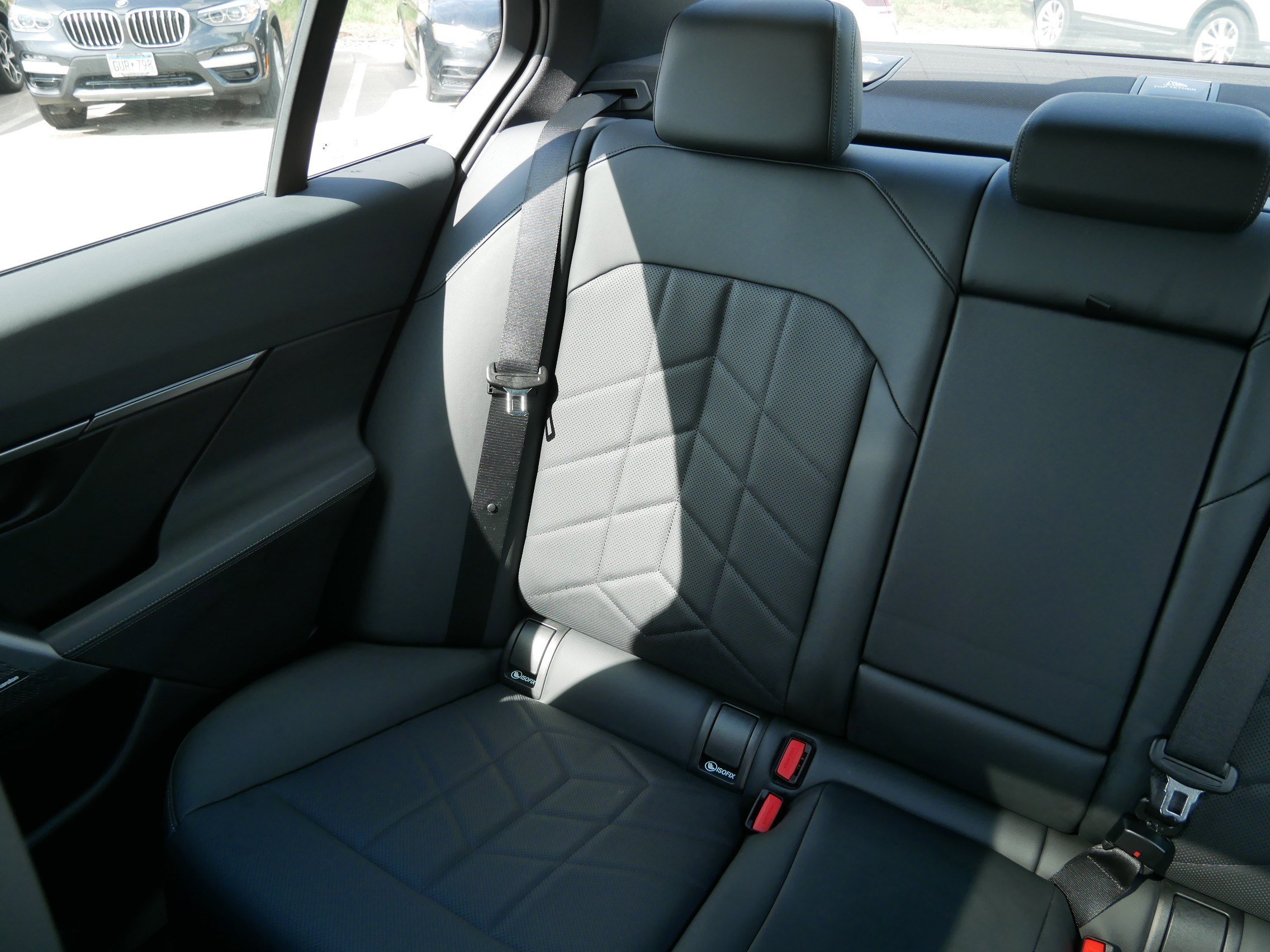 2024 BMW i5 40 - Photo 12