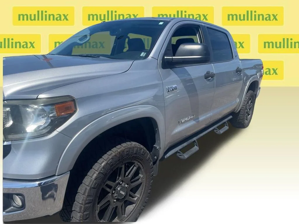 Used 2019 Silver Toyota SR5 5.7L V8 image 5