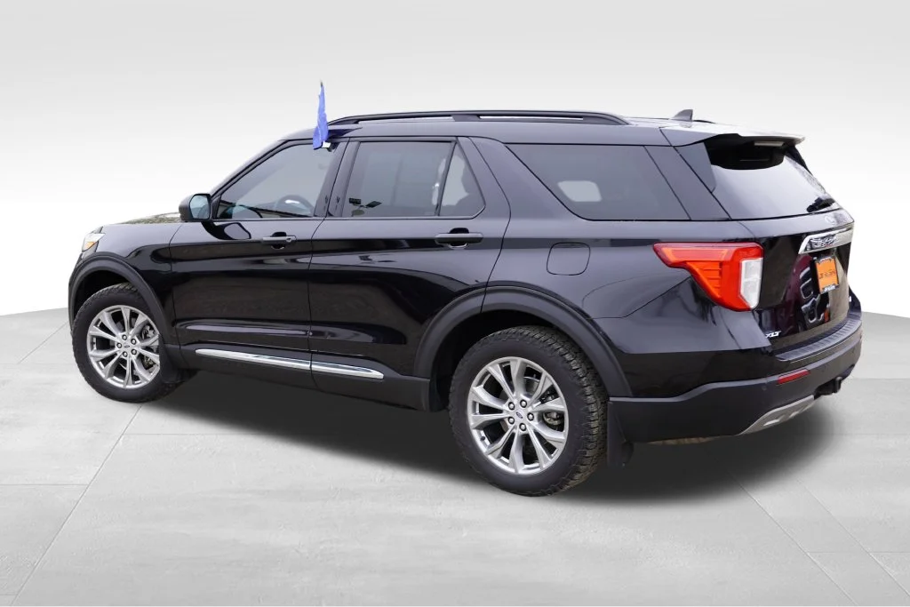 Used 2022 Black Ford XLT image 8