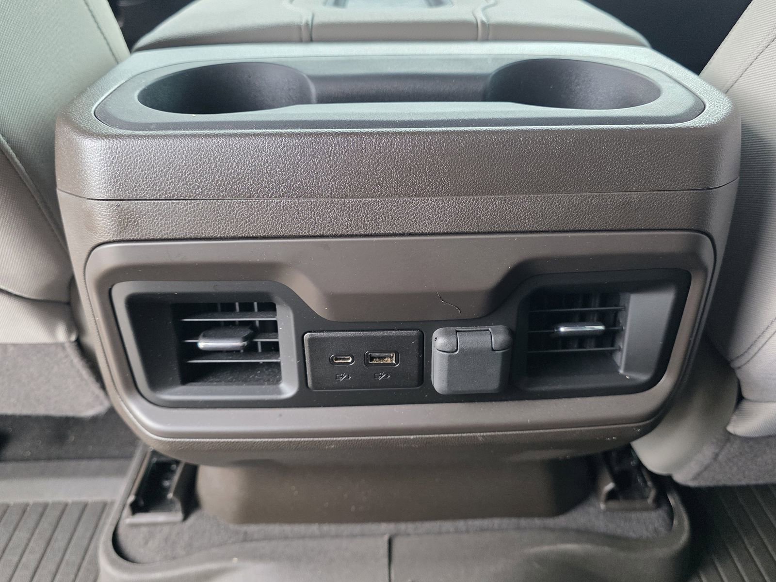 Used 2022 Summit White Chevrolet RST image 24