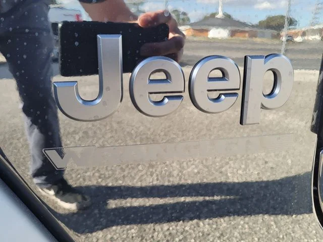 New 2026 Black Clear-Coat Exterior Paint Jeep Sport image 11
