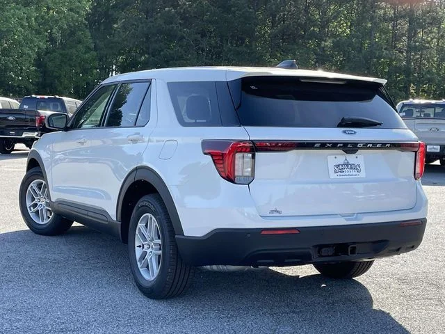 New 2026 White Ford Active image 4