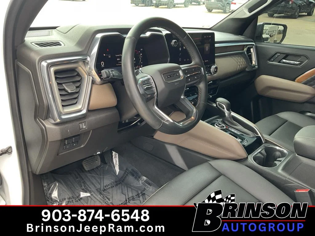 Used 2024 Summit White GMC 4WD Denali image 26