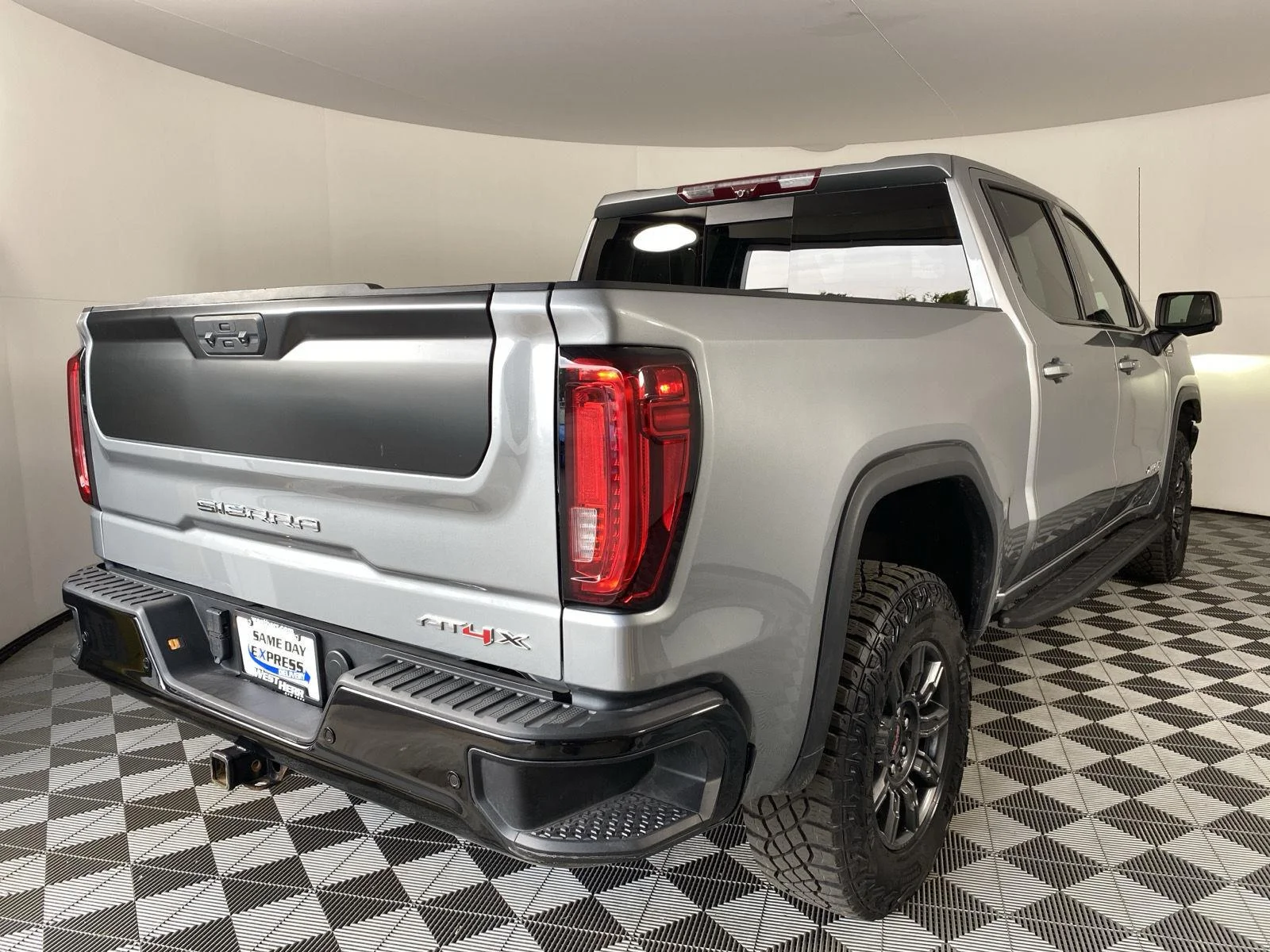 Used 2024 Sterling Metallic GMC AT4X image 6