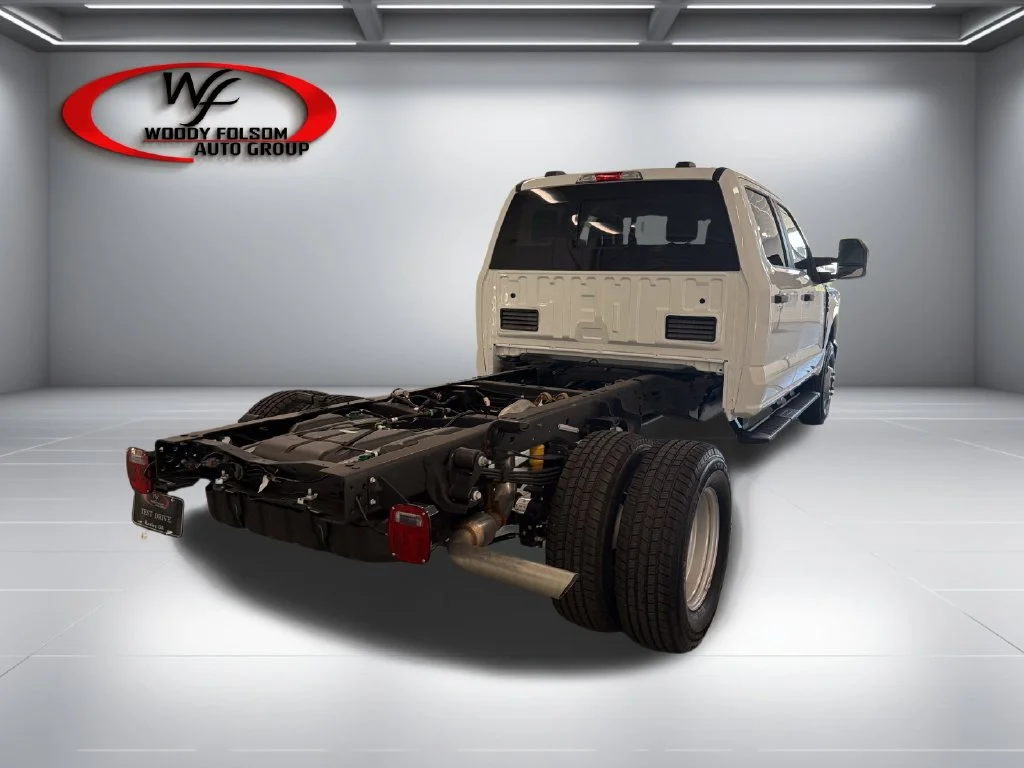 New 2027 White Ford XL image 6