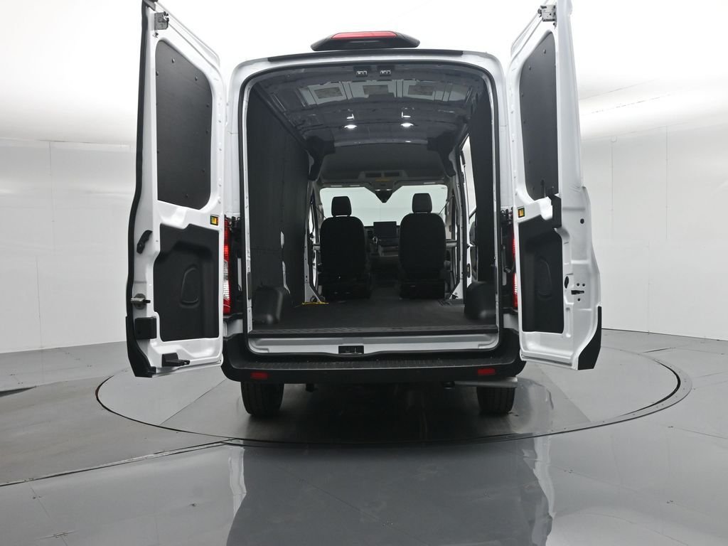 New 2026 Oxford White Ford Base image 31