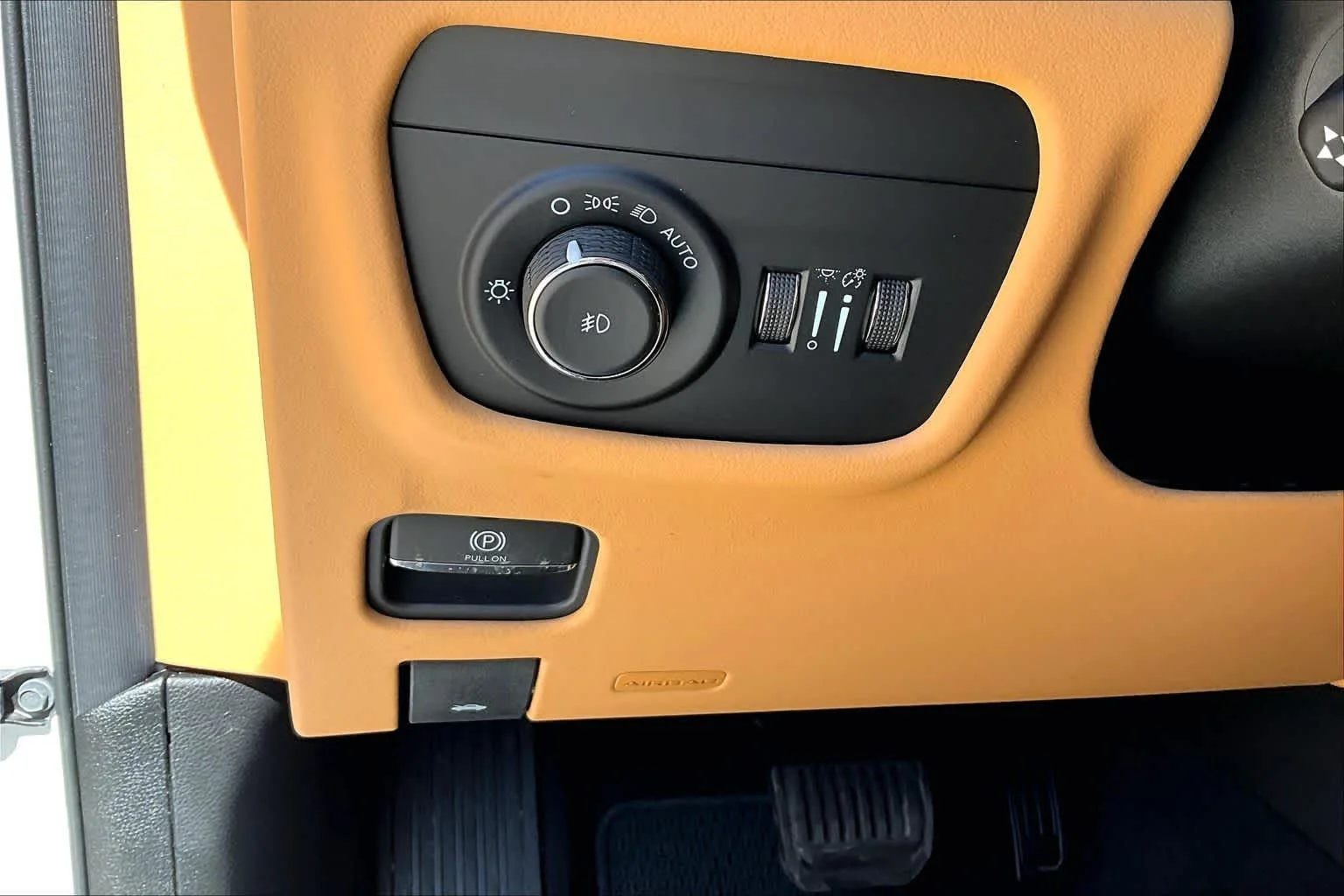 New 2026 Bright White Clearcoat Jeep Summit image 18
