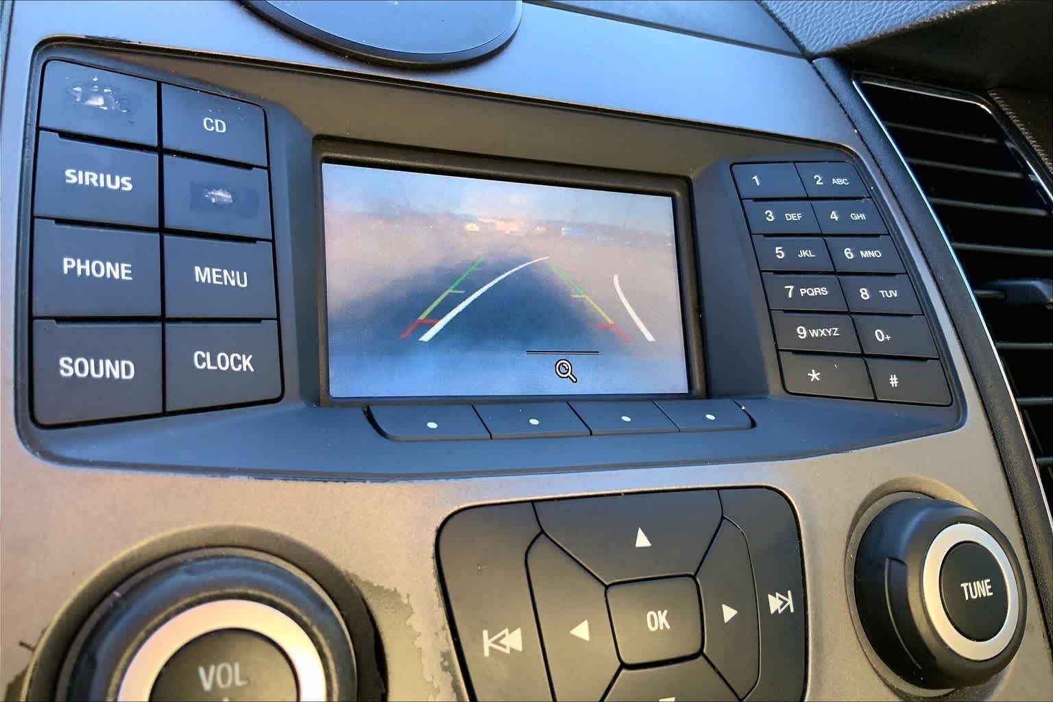 Used 2017 Oxford White Ford SE image 27