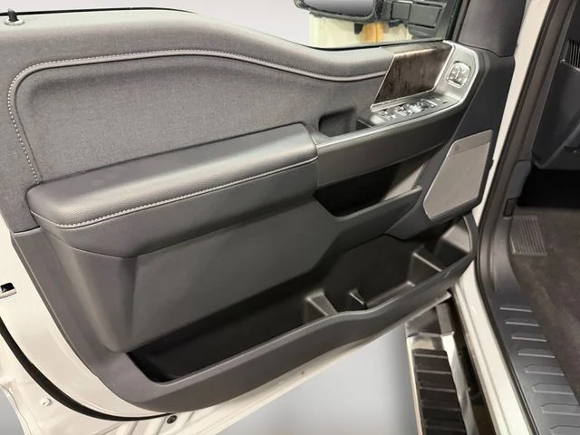 New 2026 Avalanche Ford Lariat image 10