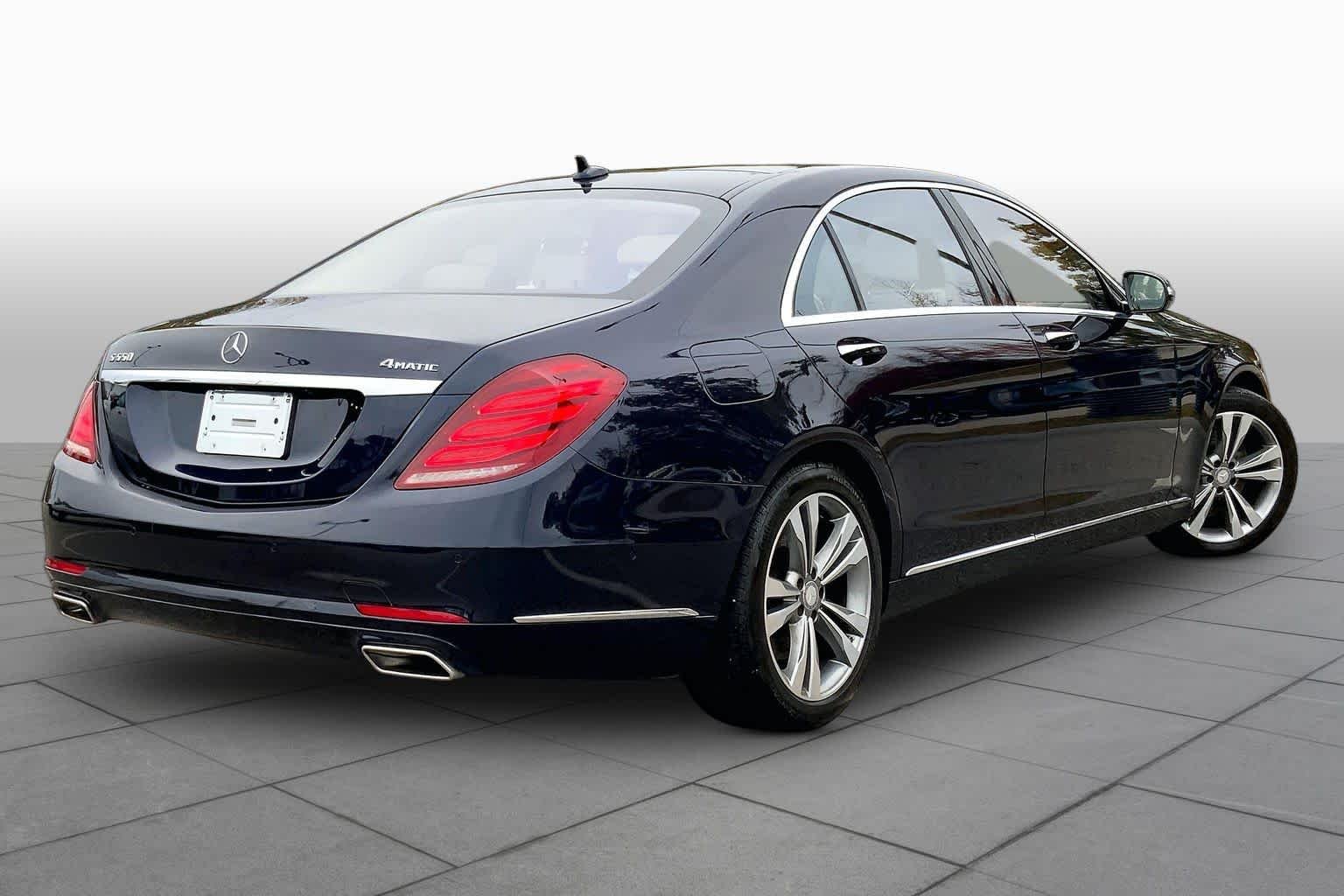 Used 2015 Lunar Blue Metallic Mercedes-Benz S 550 image 13