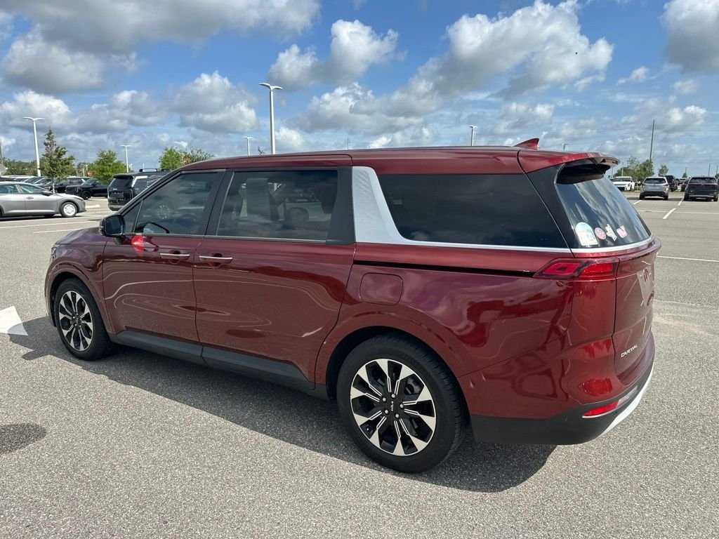Used 2023 Red Kia EX image 10