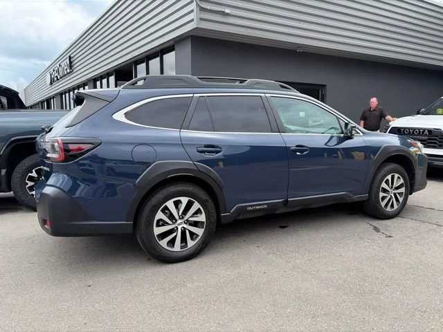 Used 2024 Cosmic Blue Pearl Subaru Premium image 3
