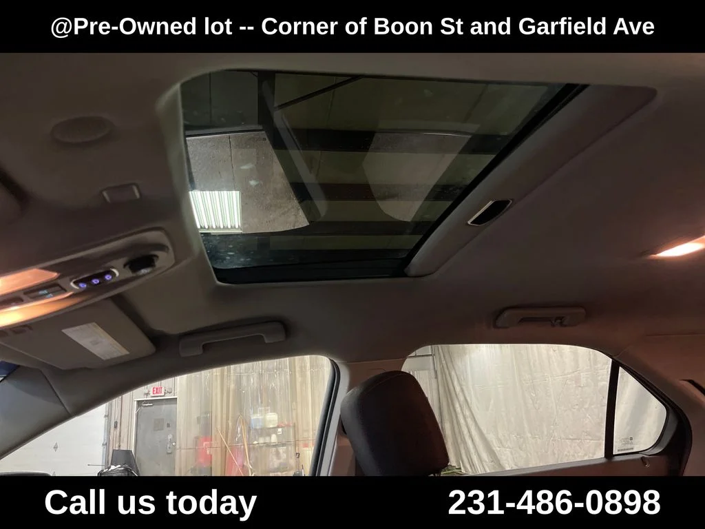 Used 2017 Silver Chevrolet LT image 13