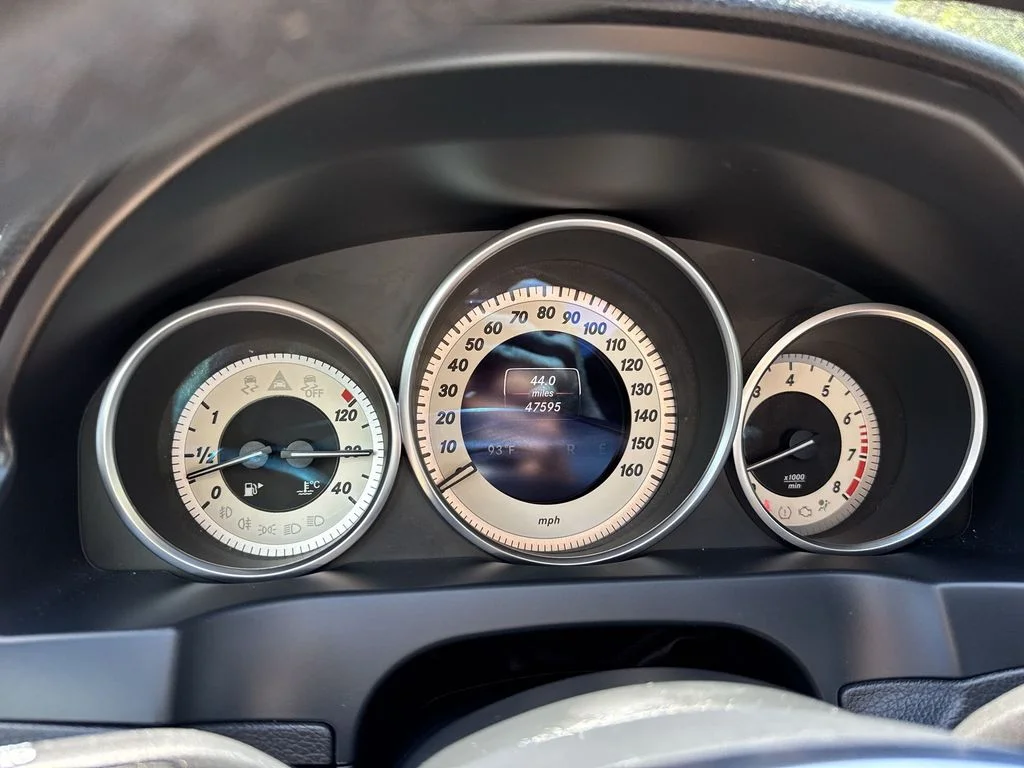 Used 2016 Obsidian Black Metallic Mercedes-Benz E 400 image 48