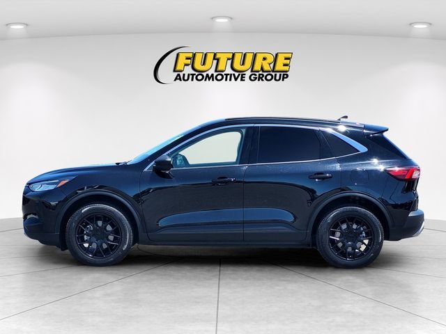 Used 2024 Black Ford Active image 7