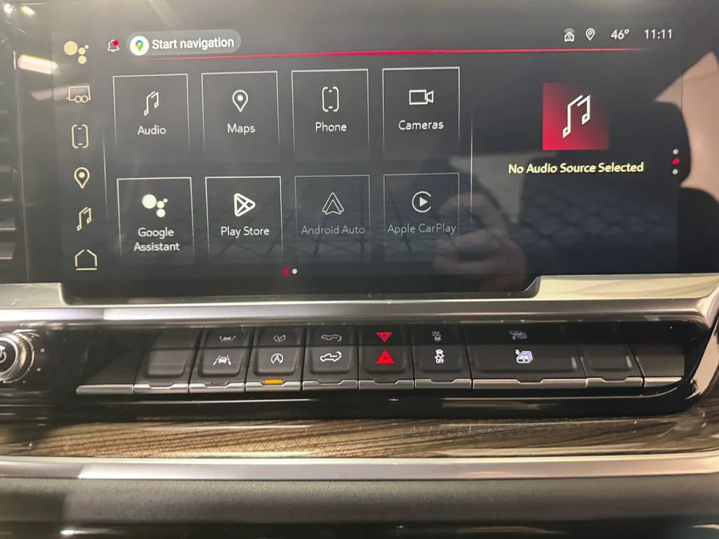 New 2026 Sterling Metallic GMC Elevation image 13
