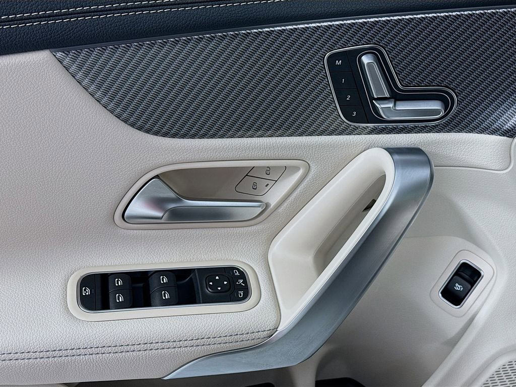 2025 Mercedes-Benz CLA CLA 250 - Photo 48
