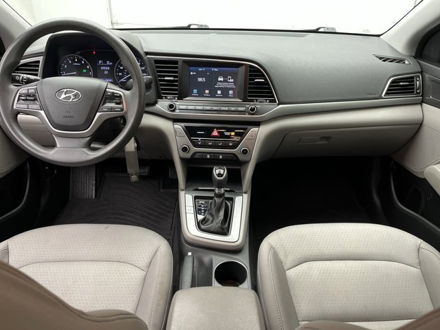 Used 2017 Shale Gray Metallic Hyundai SE image 3