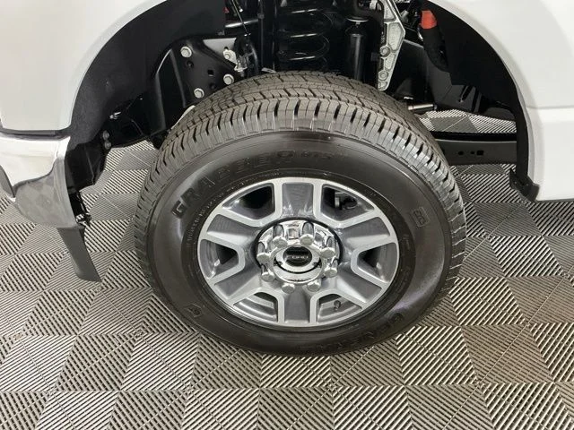 New 2026 Avalanche Ford Lariat image 34