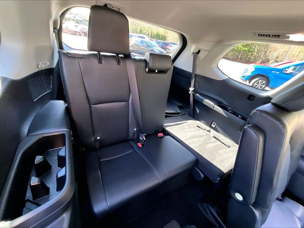 Used 2024 Midnight Black Metallic Toyota XLE image 17