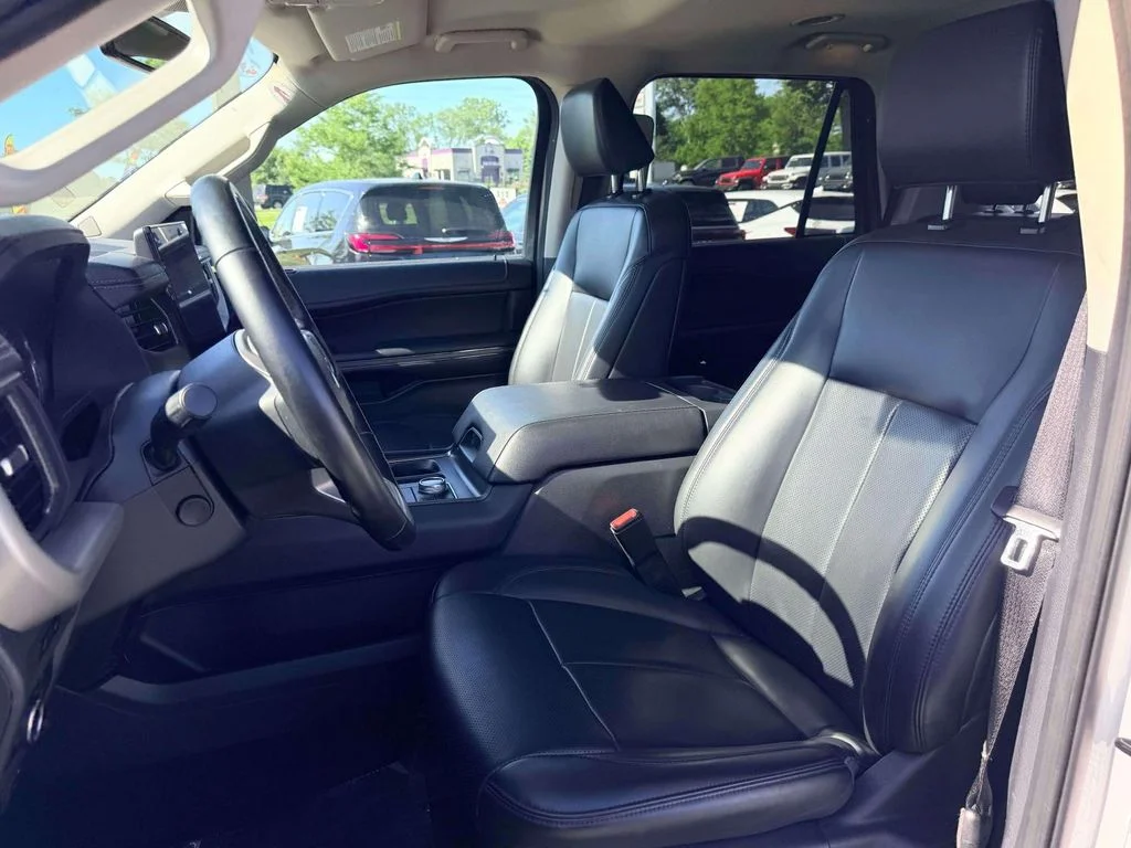 Used 2024 White Ford XLT image 15