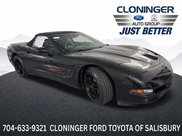 Used 2001 Black Chevrolet Base image 1