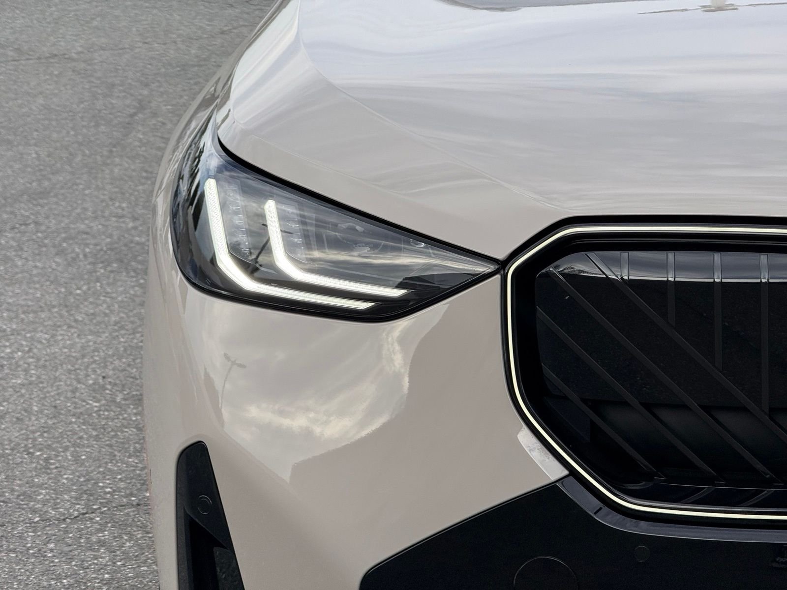 New 2026 Dune Grey Metallic BMW 30 xDrive image 13