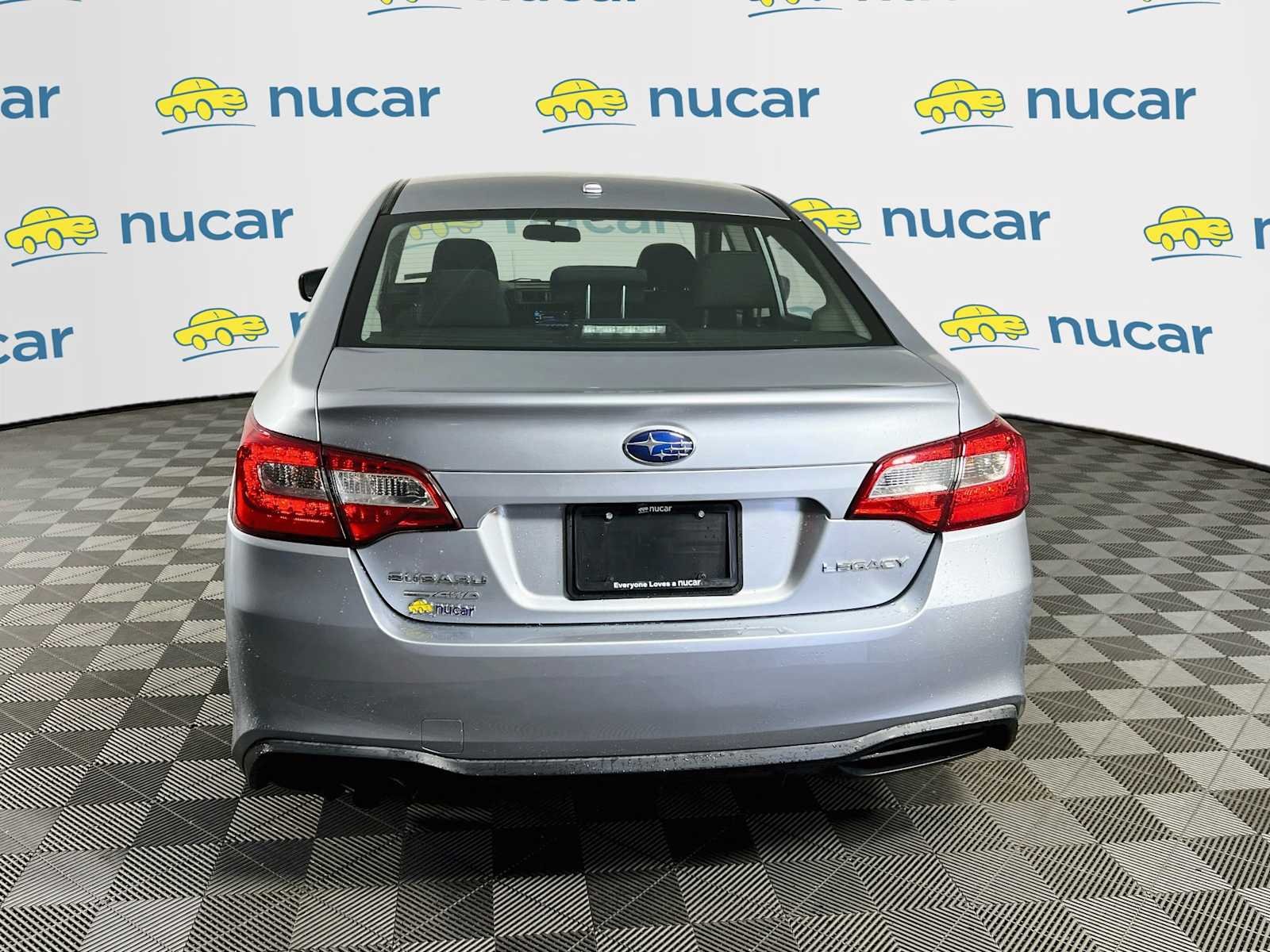 Used 2019 Ice Silver Metallic Subaru  image 6