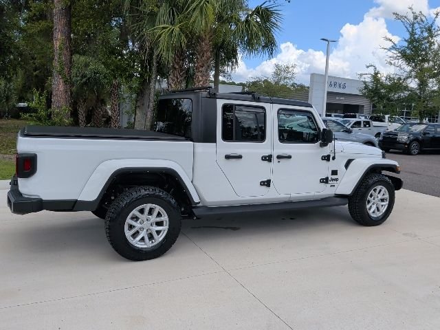 Certified Used 2023 Bright White Clearcoat Jeep Sport S image 5