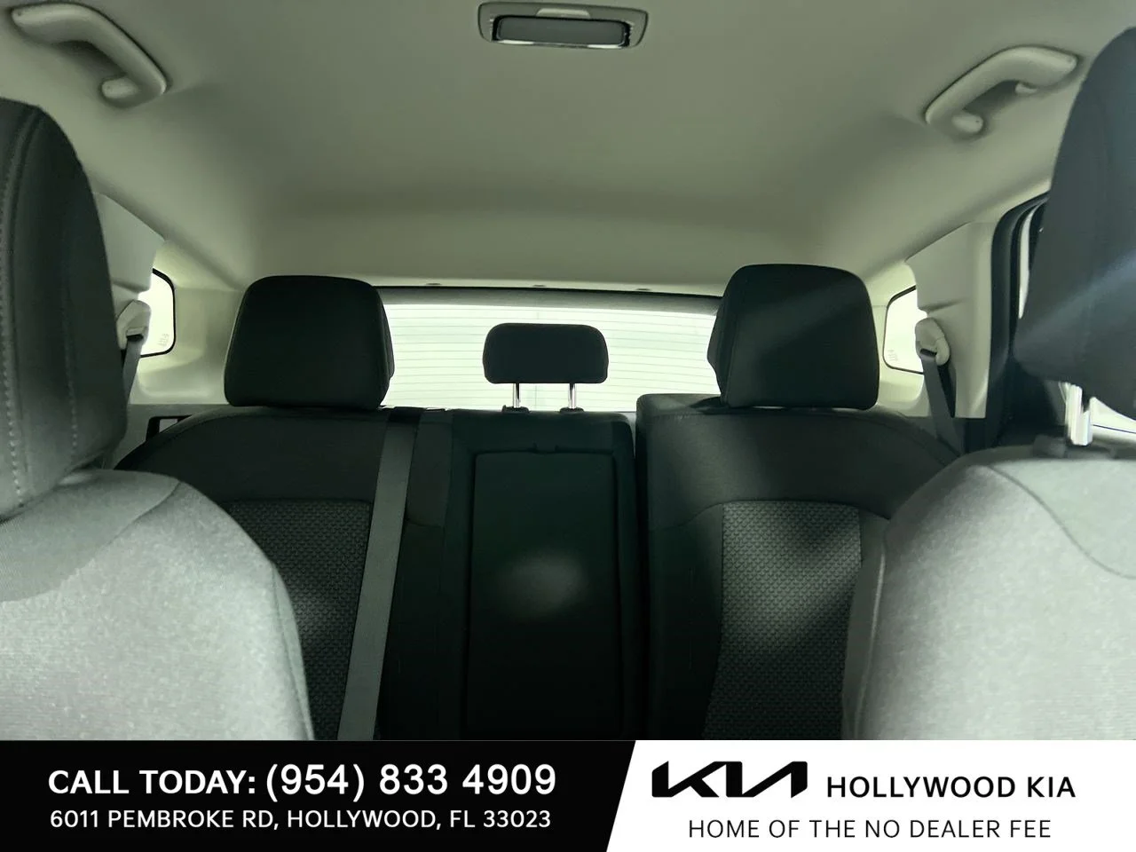 New 2026 Glacial White Pearl Kia LX image 29