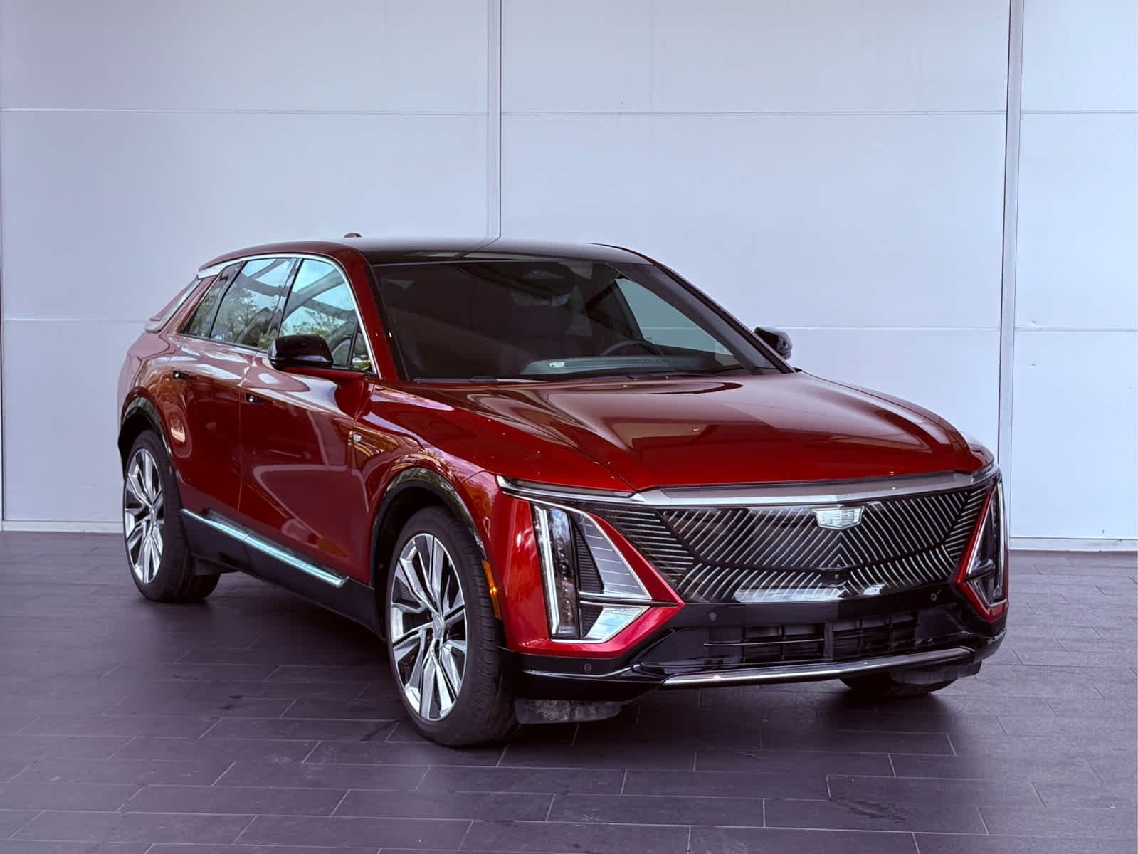 Certified 2024 Cadillac LYRIQ Luxury 3 with VIN 1GYKPSRL5RZ141159 for sale in Houston, TX