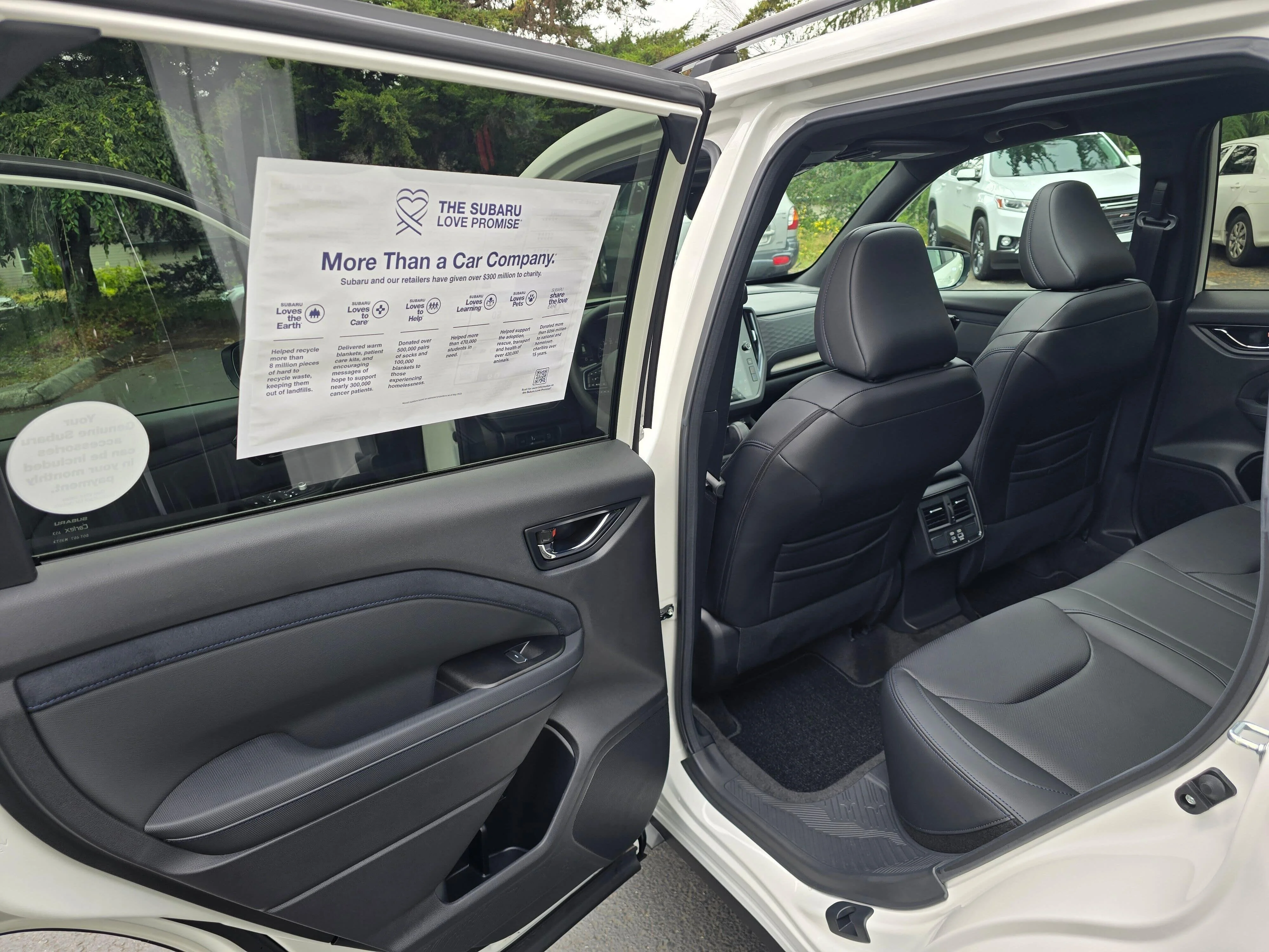 New 2026 CRYSTAL WHITE PEARL Subaru Limited image 9