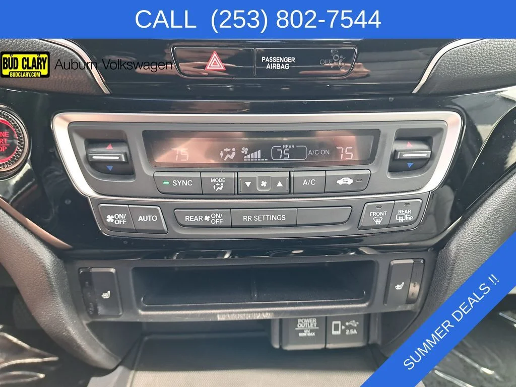 Used 2019 Black Honda Touring image 22
