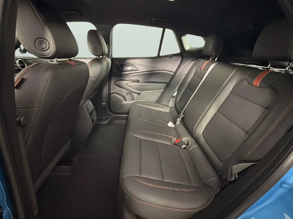 Used 2025 Marina Blue Metallic Chevrolet 2RS image 28