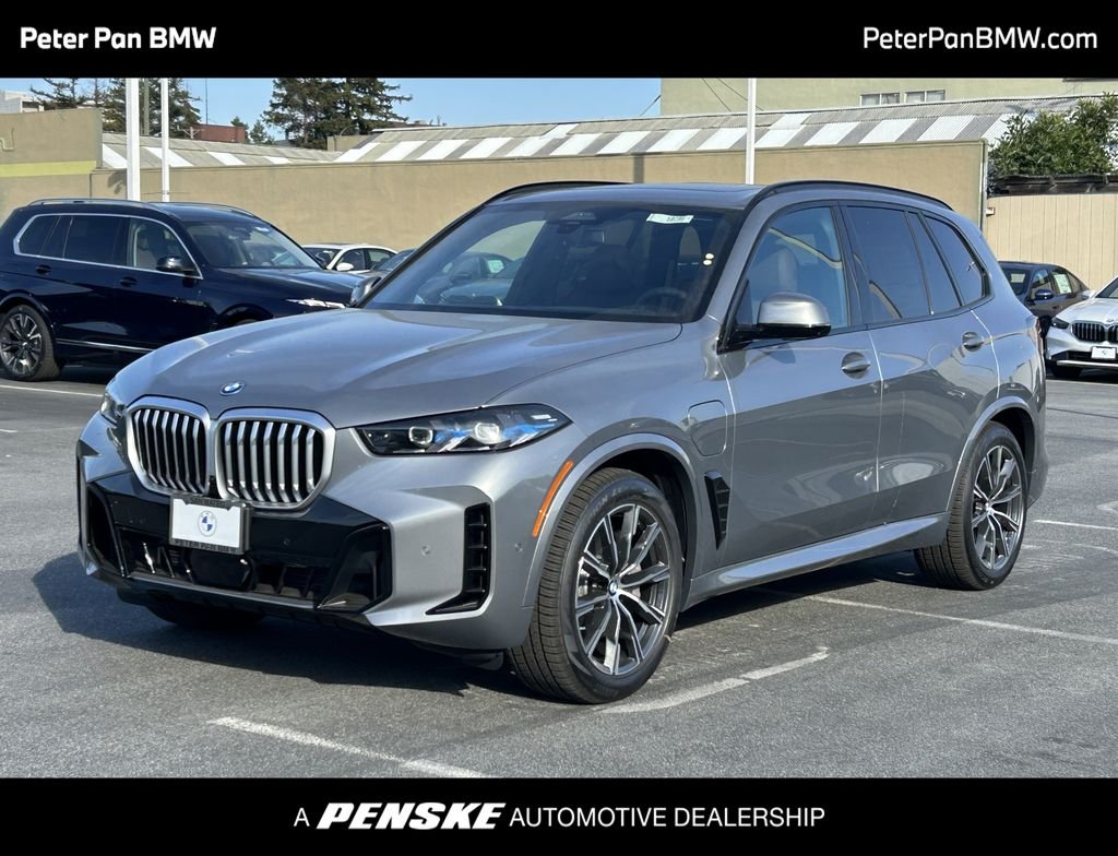 2026 BMW X5 xDrive50e's photo