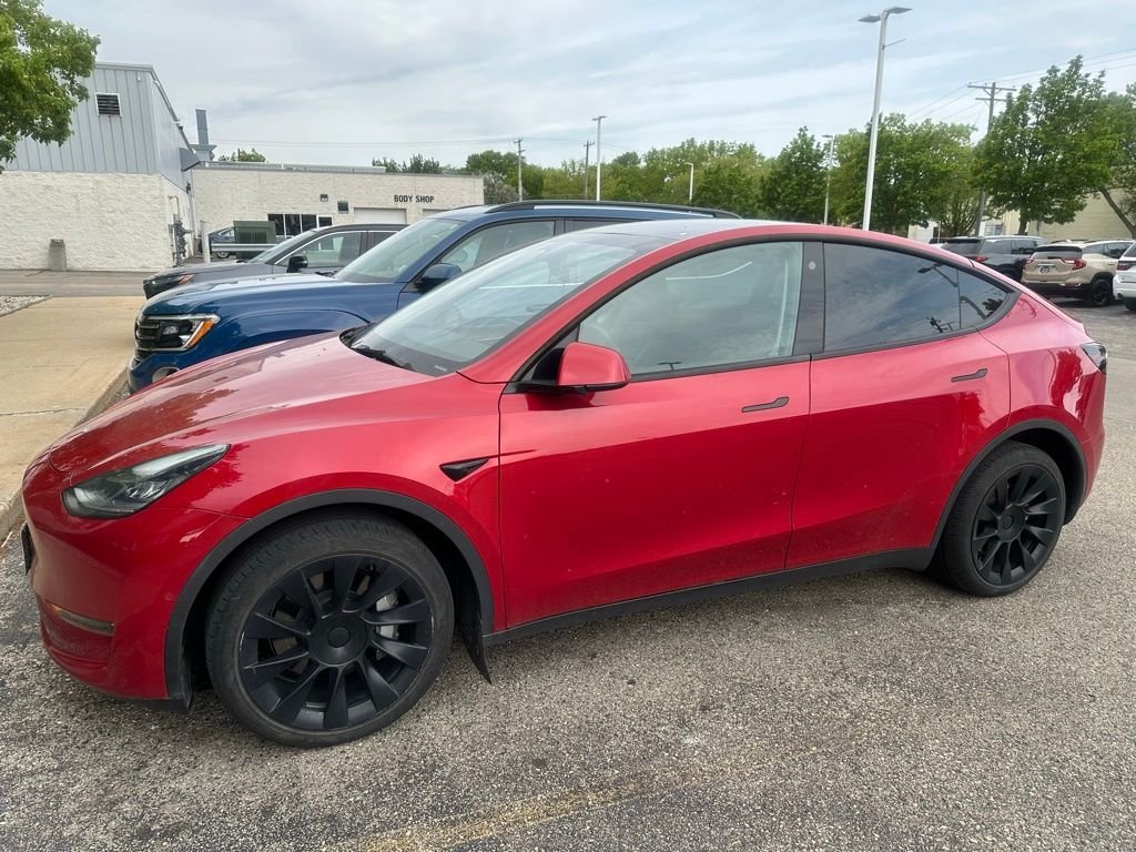 2022 Tesla Model Y Long Range Dual Motor All-Wheel Drive's photo