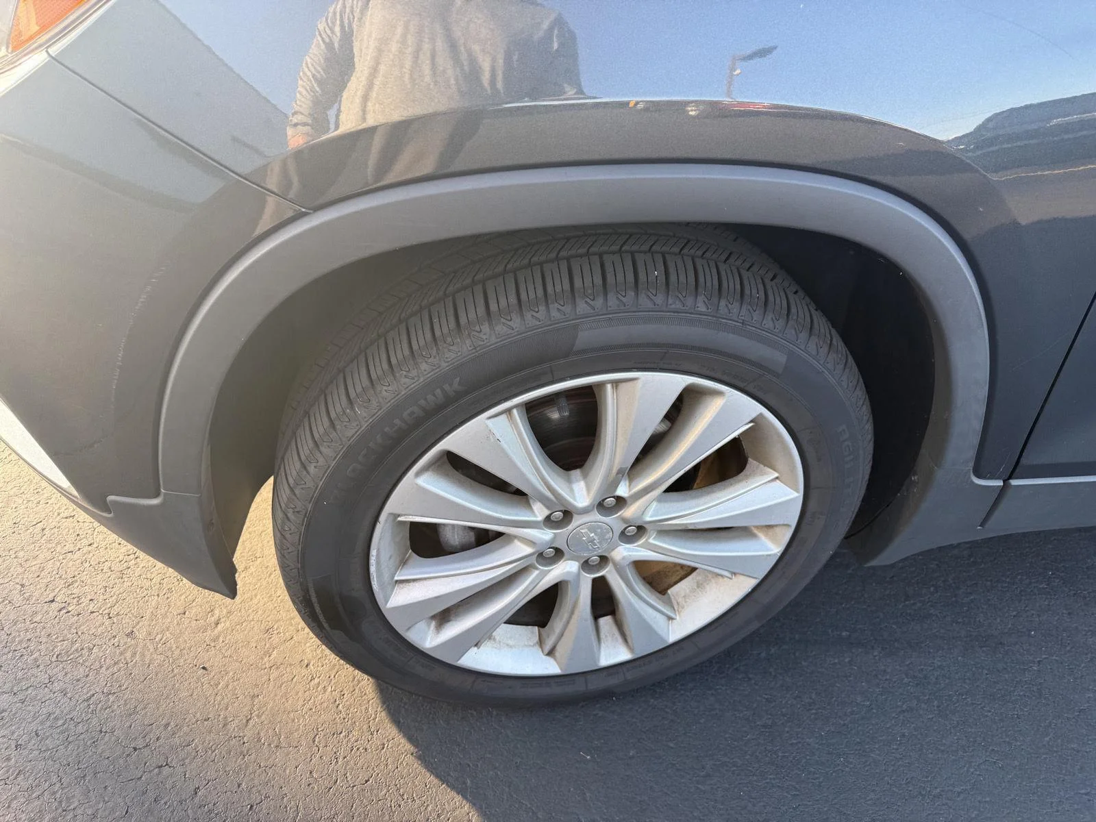 Used 2019 Nightfall Gray Metallic Chevrolet Premier image 5