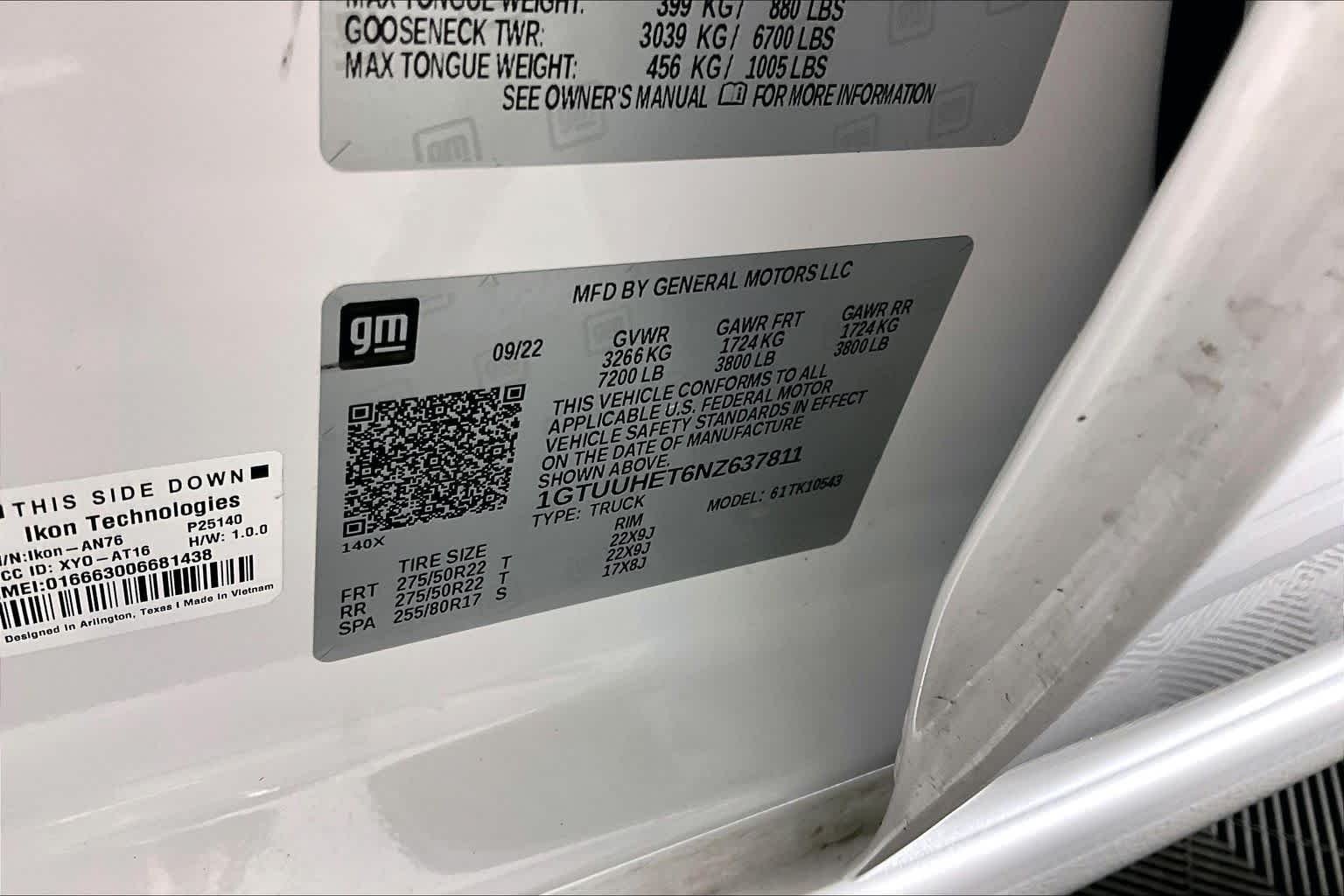 Used 2022 White Frost Tricoat GMC Denali Ultimate image 33